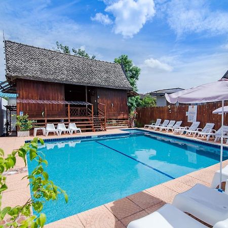 Victor Guesthouse Hua Hin Ngoại thất bức ảnh